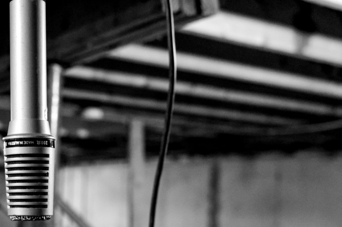 how the sounds in the advertisements are formed, how the advertisement sounds are determined