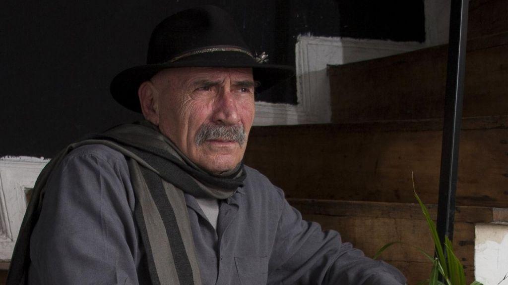 En İyi Belgesel Seslendirme Sanatçıları: 11 Türk Belgesel Seslendirme Sanatçısı | BiberSA Prodüksiyon en iyi belgesel seslendirme sanatçıları tuncel kurtiz