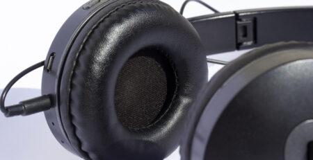 Stüdyo kalitesi kulaklıklar